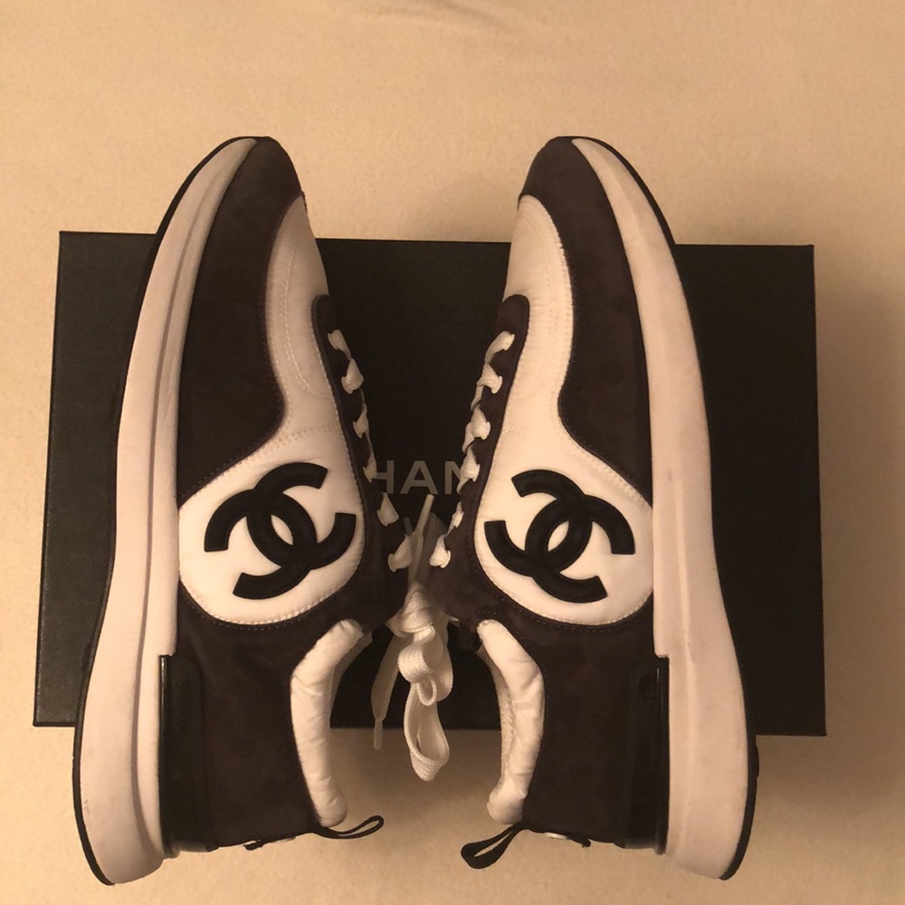 Chanel CC Logo Cloth Trainers - Picture 9 of 15